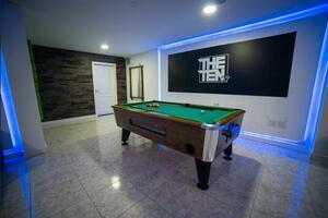 Business -  Bahía del Duque (2)