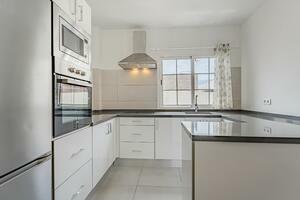 4 Bedroom Apartment - Alcalá (9)