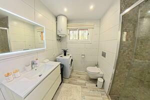 2 Bedroom Apartment - San Eugenio Alto (10)