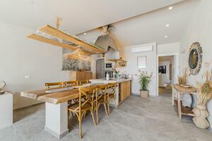 Luxury 5 Bedroom Villa - Chayofa (32)