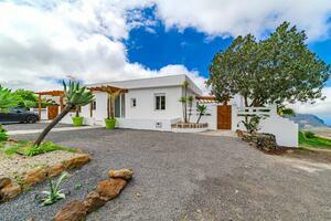 3 Bedroom House - Vilaflor (2)