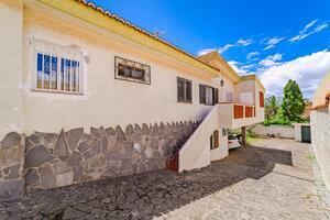 6 Bedroom Villa - La Laguna (4)