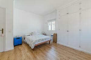 6 Bedroom Villa - La Laguna (11)