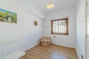 6 Bedroom Villa - La Laguna (16)