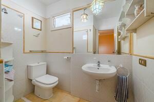 6 Bedroom Villa - La Laguna (33)