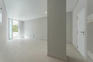 17 Bedroom Building - Callao Salvaje (13)