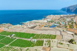 Land - Puerto de Santiago (2)