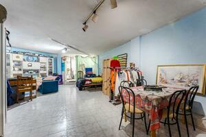 Business - Playa San Juan (1)