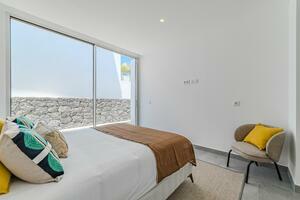 3 Bedroom Villa - Callao Salvaje (19)