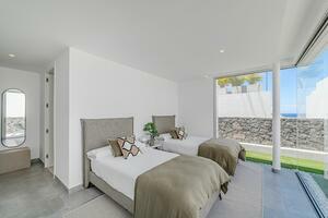 3 Bedroom Villa - Callao Salvaje (25)