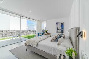 3 Bedroom Villa - Callao Salvaje (28)