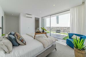 3 Bedroom Villa - Callao Salvaje (30)