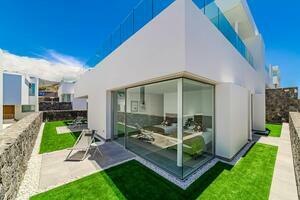 3 Bedroom Villa - Callao Salvaje (37)