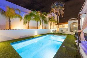 4 Bedroom Villa - Amarilla Golf (2)