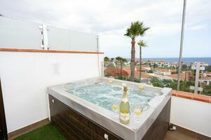 4 Bedroom Villa - Amarilla Golf (3)