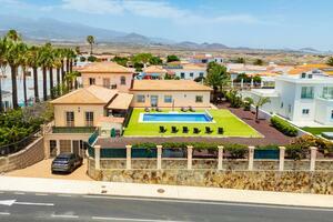 8 Bedroom Villa - Golf del Sur (0)