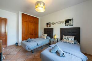 8 Bedroom Villa - Golf del Sur (9)