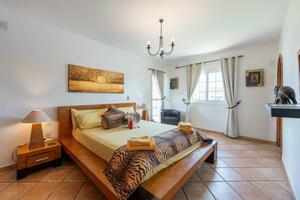 8 Bedroom Villa - Golf del Sur (15)