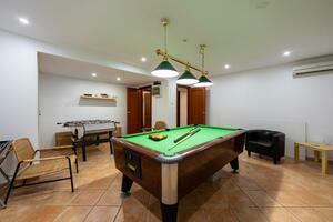 8 Bedroom Villa - Golf del Sur (25)