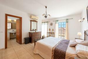 8 Bedroom Villa - Golf del Sur (27)