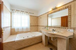 8 Bedroom Villa - Golf del Sur (28)