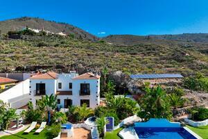 5 Bedroom Villa - Tejina de Isora (1)