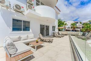 5 Bedroom Villa - San Eugenio Alto (4)