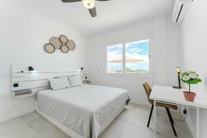 5 Bedroom Villa - San Eugenio Alto (8)