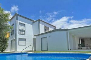 3 Bedroom Townhouse - El Madroñal (0)