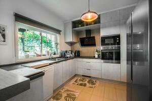 4 Bedroom House - Las Rosas — photo 4 of 25