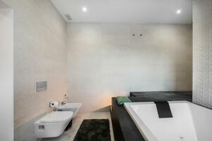 4 Bedroom House - Las Rosas — photo 10 of 25