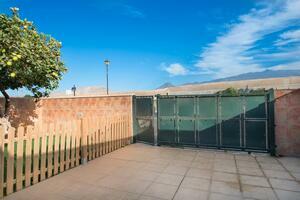 4 Bedroom House - Las Rosas — photo 18 of 25