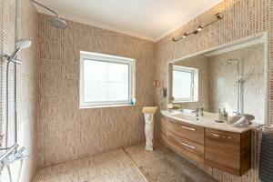 11 Bedroom Villa - Armeñime (4)