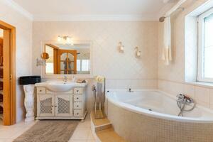 11 Bedroom Villa - Armeñime (14)