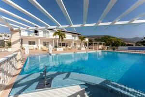 11 Bedroom Villa - Armeñime (41)