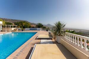 11 Bedroom Villa - Armeñime (42)