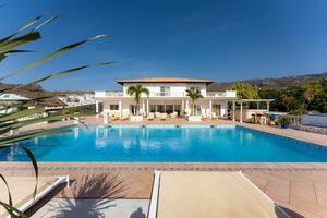 11 Bedroom Villa - Armeñime (43)