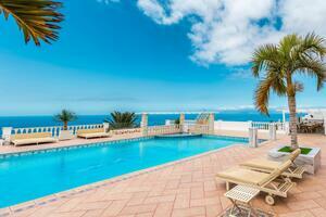 11 Bedroom Villa - Armeñime (66)