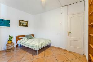 5 Bedroom House - Piedra Hincada (20)