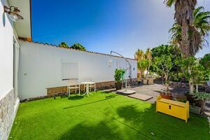 5 Bedroom House - Piedra Hincada (26)