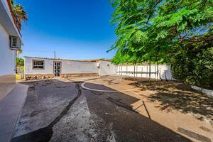 5 Bedroom House - Piedra Hincada (35)