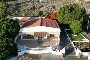 5 Bedroom House - Piedra Hincada (43)