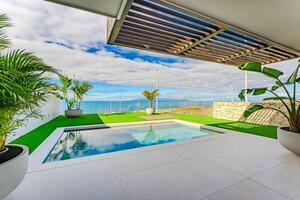 2 Bedroom Penthouse - Callao Salvaje (5)