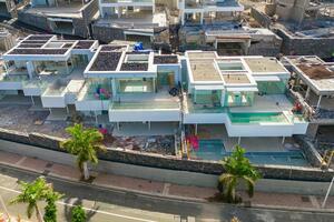 Luxury 4 Bedroom Villa - San Eugenio Alto - Siam Gardens (22)