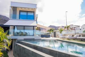 4 Bedroom Villa - El Madroñal (31)