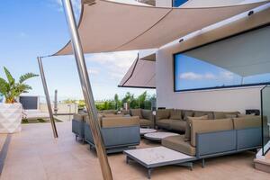 4 Bedroom Villa - El Madroñal (37)