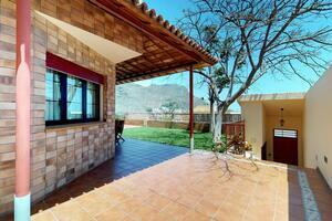 6 Bedroom Villa - Santa Cruz (1)