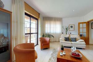 6 Bedroom Villa - Santa Cruz (3)