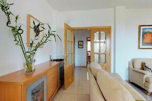 6 Bedroom Villa - Santa Cruz (8)