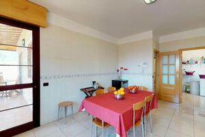 6 Bedroom Villa - Santa Cruz (10)